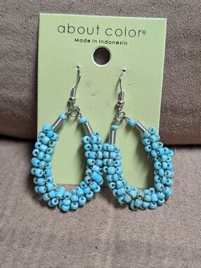 About Color Turquoise Beaded Teardrop Earrings